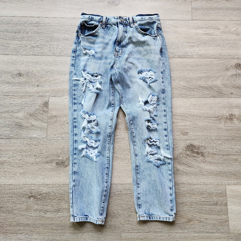 KANCAN Karen Ultra High Rise Mom Jeans Womens 5 / 26 Distressed Medium Wash